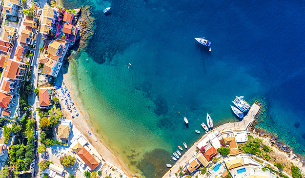 上海水产集团是利用国际渔业资源，以远洋捕捞及水产品贸